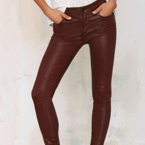 Citizen Leatherette 26 in Oxblood